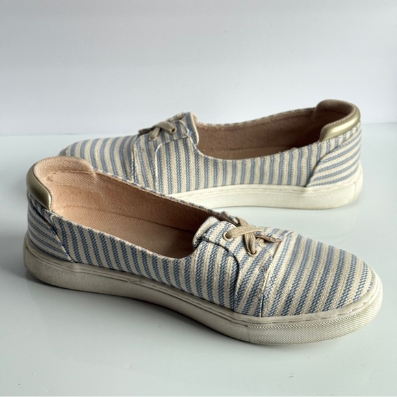 Kelly & Katie Striped Canvas Slip-On Shoes Size 9 - Picture 5 of 8